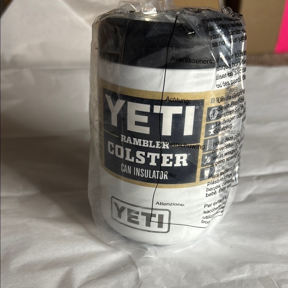 YETI Rambler Colster Can Insulator - Black and Whโฆ